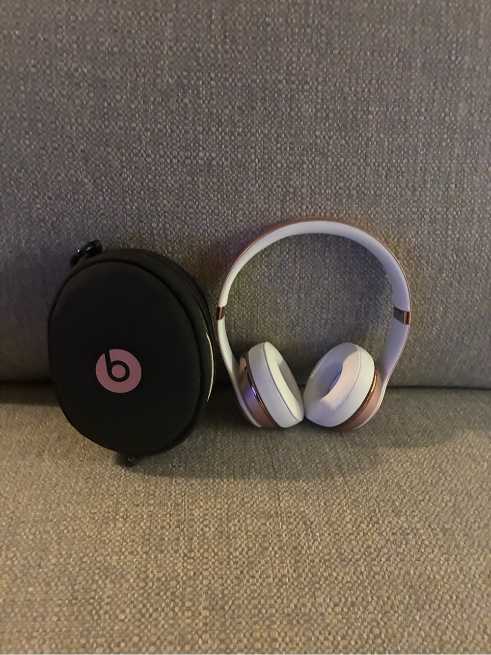 Beats by Dr. Dre Beats Solo3 Wireless On-Ear Headphones - Rose Gold